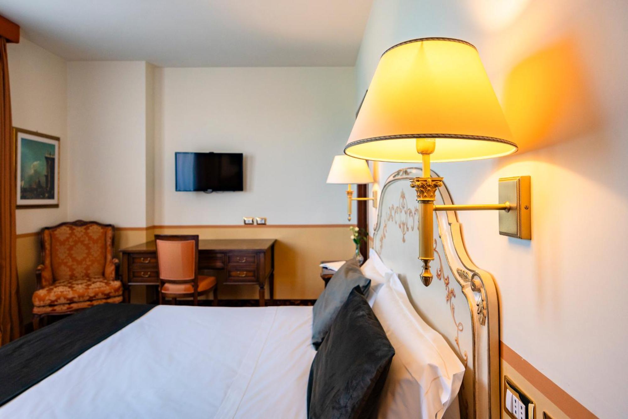Hotel Il Gentiluomo Arezzo Luaran gambar