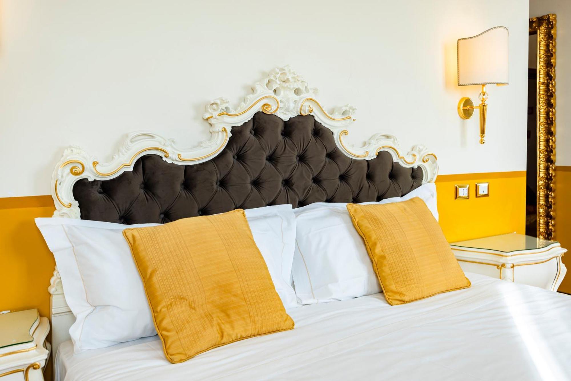 Hotel Il Gentiluomo Arezzo Luaran gambar