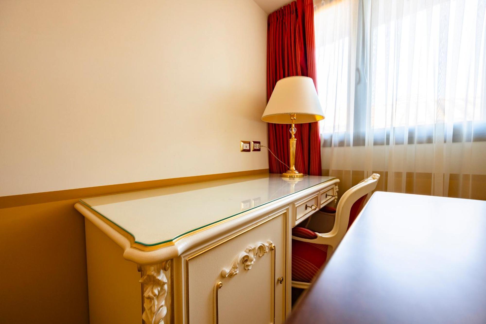 Hotel Il Gentiluomo Arezzo Luaran gambar