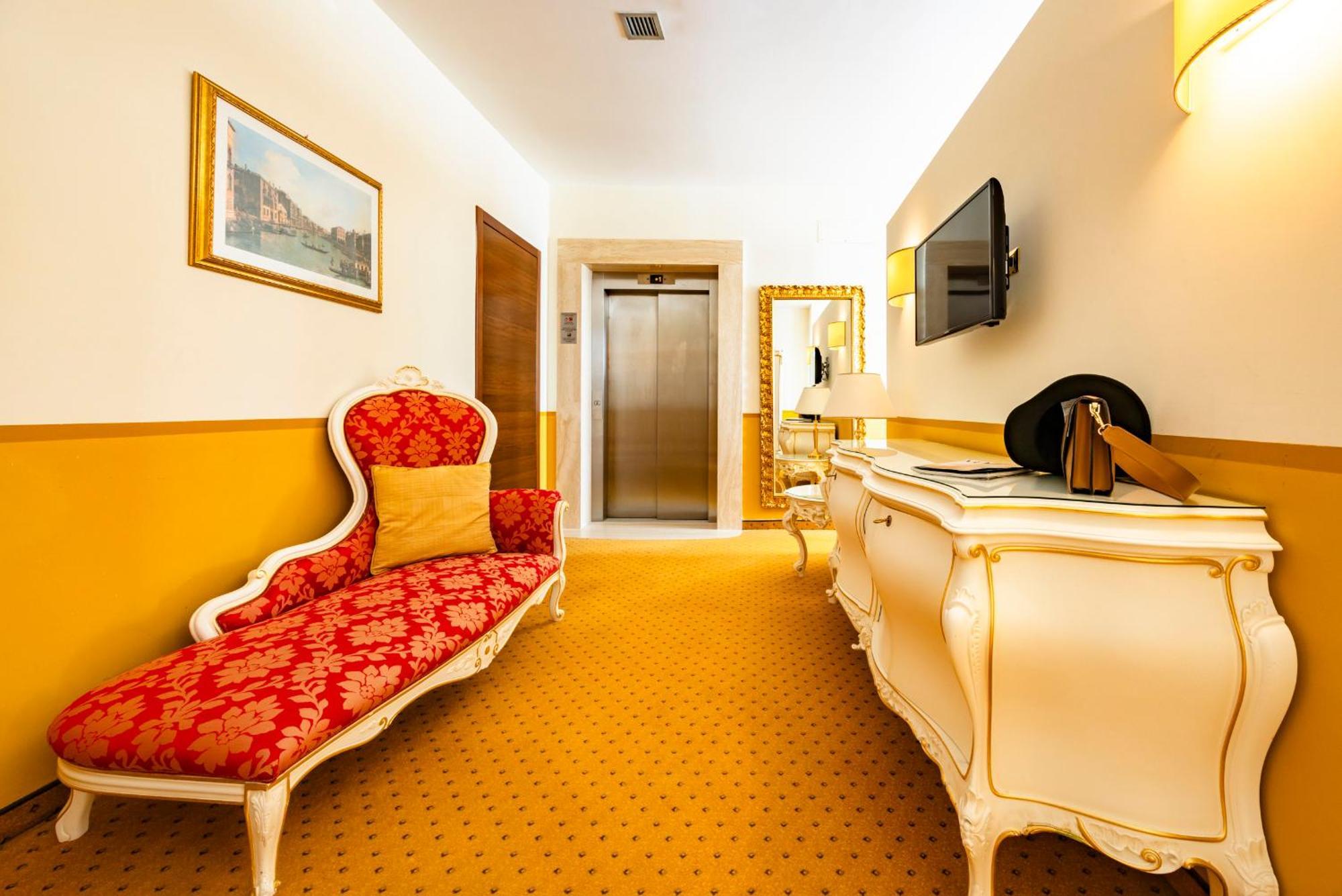 Hotel Il Gentiluomo Arezzo Luaran gambar